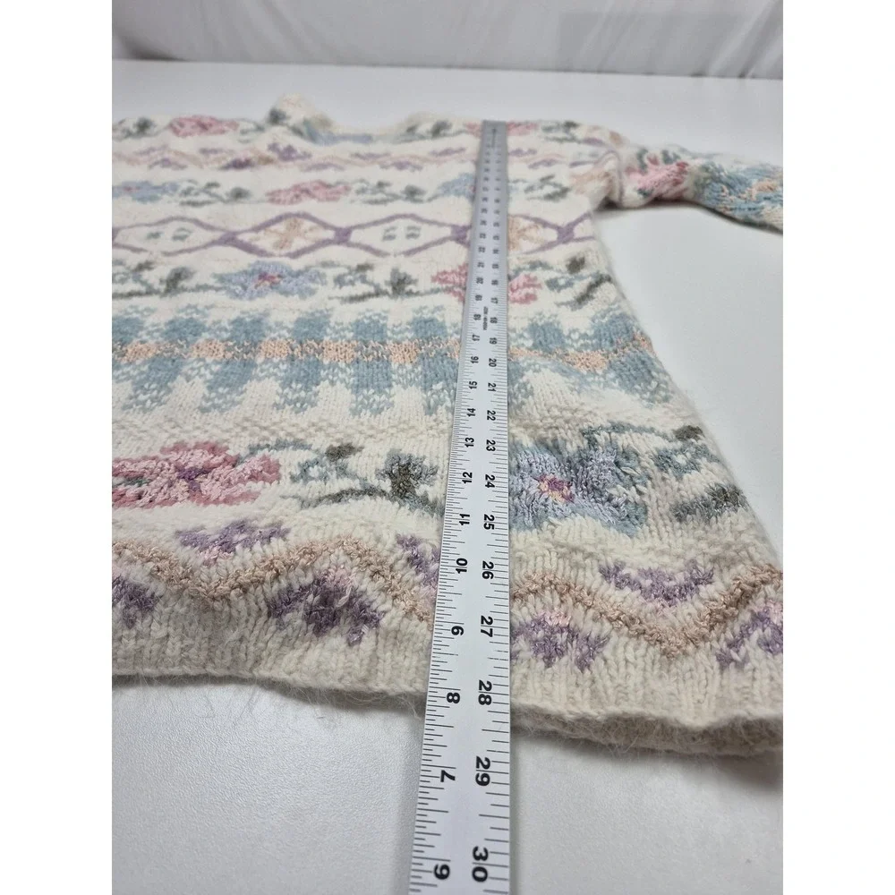 Express Tricot Sweater Womens Medium White Floral Silk Angora Handknit Tunic